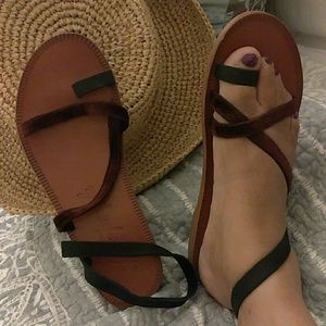 FREE PEOPLE SANDALS